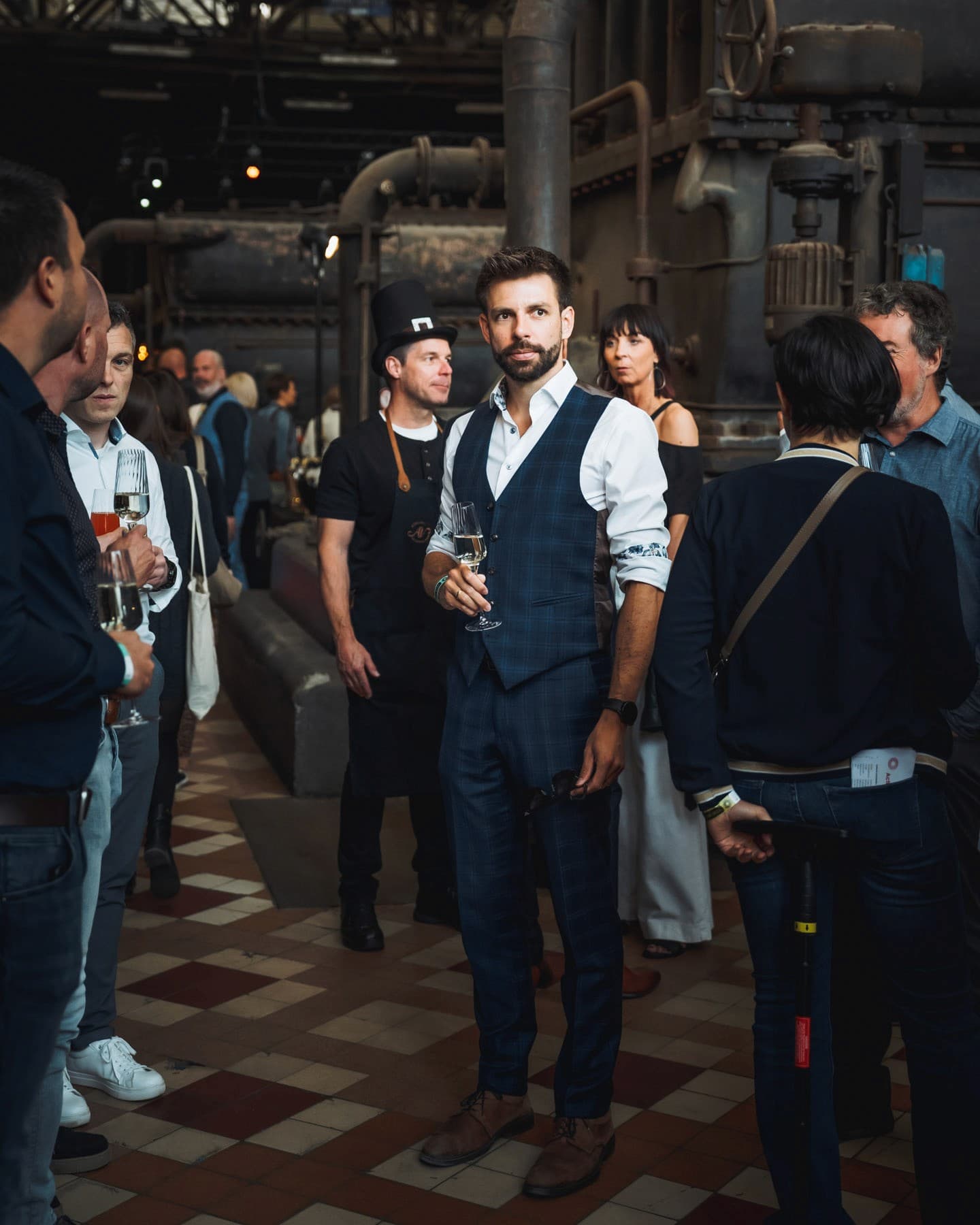 industrieel evenement, portret in publiek — graffo fotografie